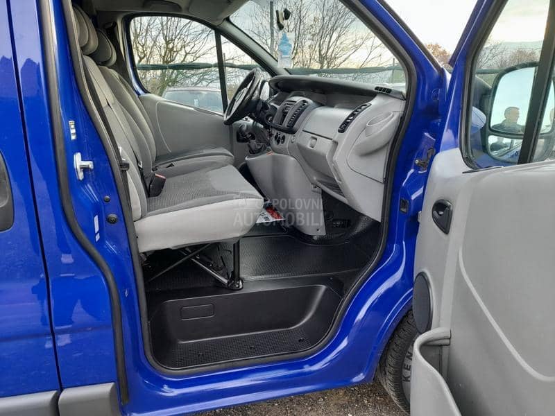 Opel Vivaro 2,5 CH kao NOOV