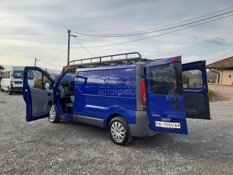 Opel Vivaro 2,5 CH kao NOOV