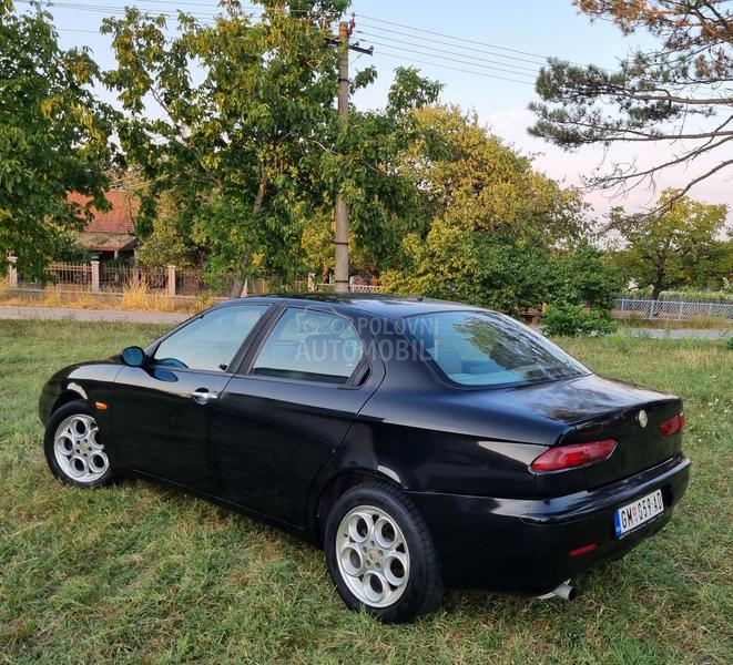 Alfa Romeo 156 1.9 jtd sedan