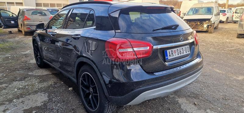 Mercedes Benz GLA 220 220CDI