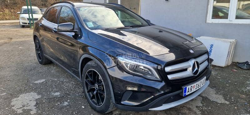 Mercedes Benz GLA 220 220CDI