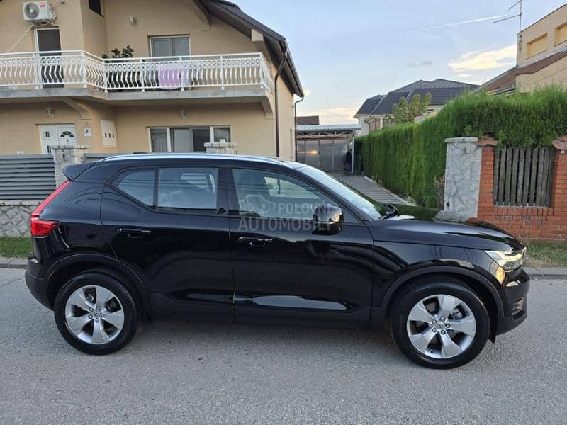 Volvo XC40 2.0 D4 momentum