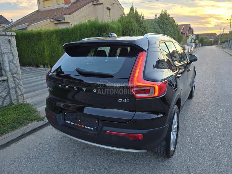 Volvo XC40 2.0 D4 momentum