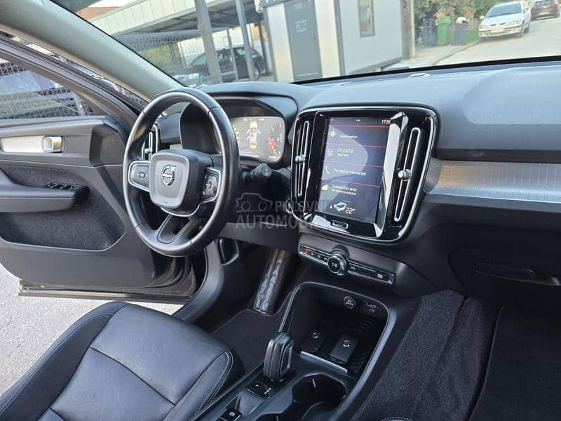 Volvo XC40 2.0 D4 momentum