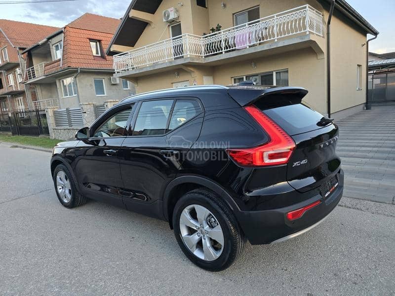 Volvo XC40 2.0 D4 momentum