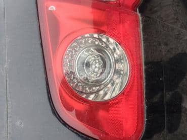 desna stop lampa za Volkswagen Passat B6 od 2004. do 2010. god.