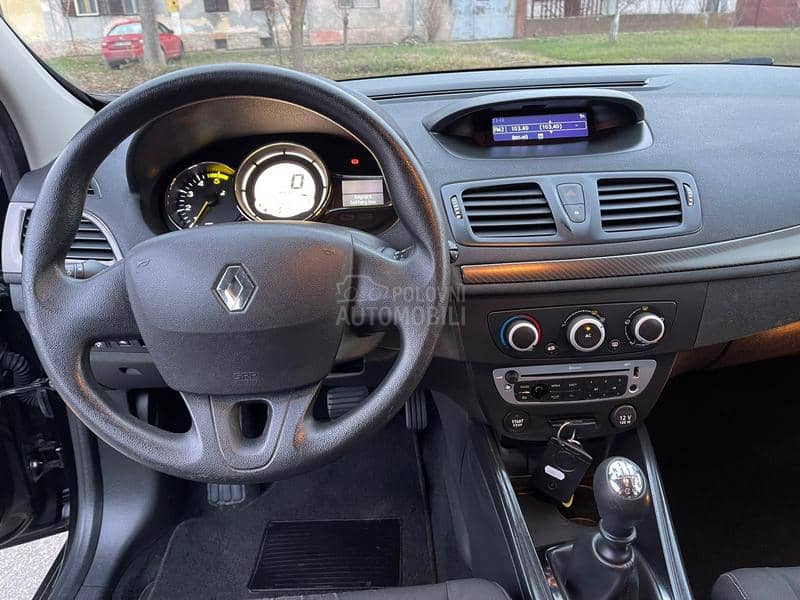 Renault Megane 1.5 dci N O V