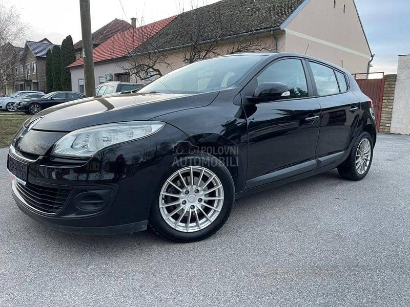 Renault Megane 1.5 dci N O V