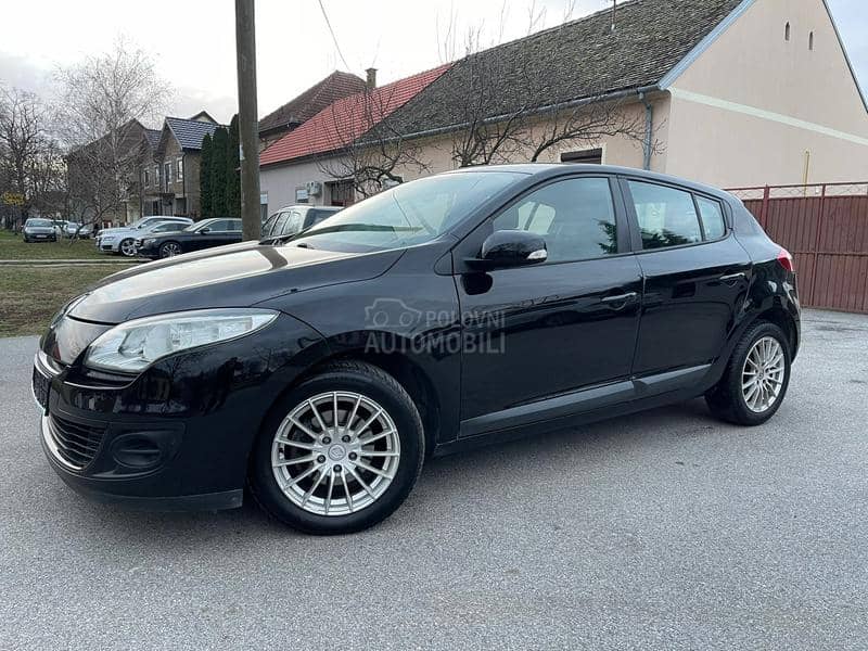 Renault Megane 1.5 dci N O V