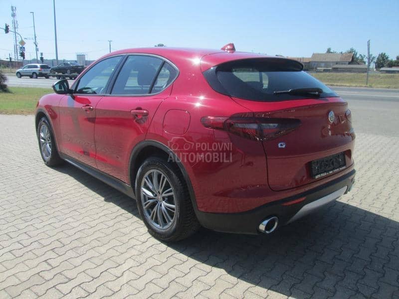 Alfa Romeo Stelvio 2.2t Business Q4