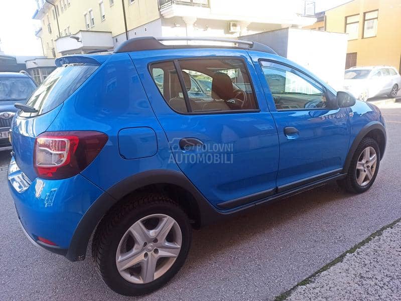 Dacia Stepway 1O8.5OO k m / NOV