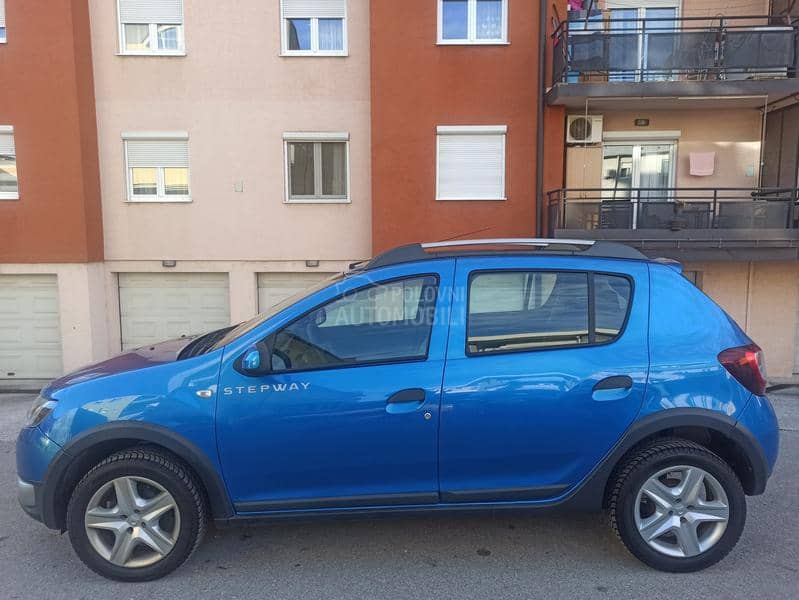 Dacia Stepway 1O8.5OO k m / NOV