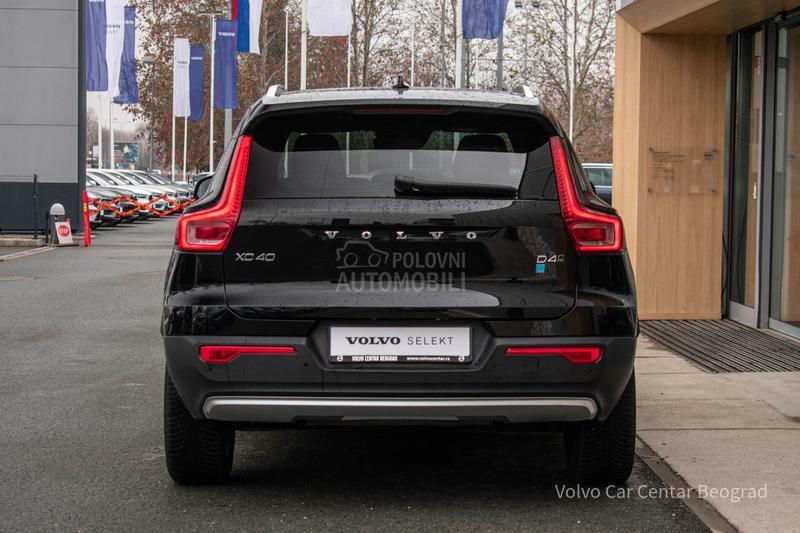 Volvo XC40 D4 AWD Momentum