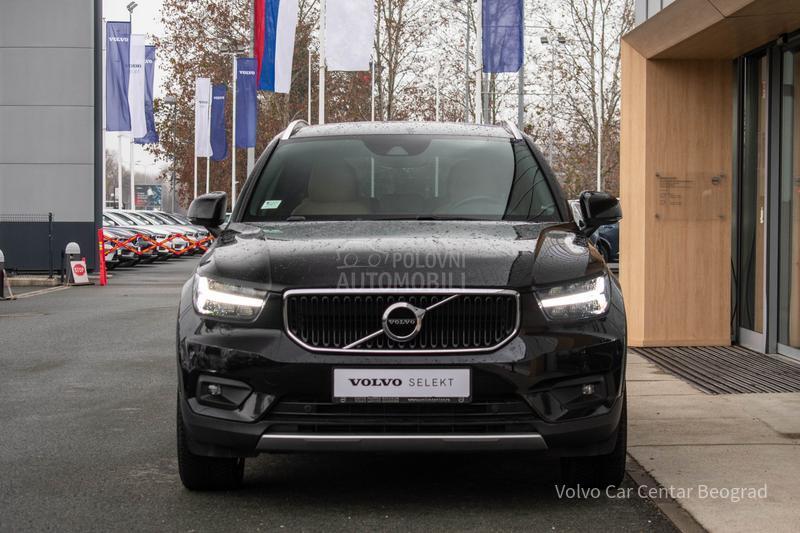 Volvo XC40 D4 AWD Momentum