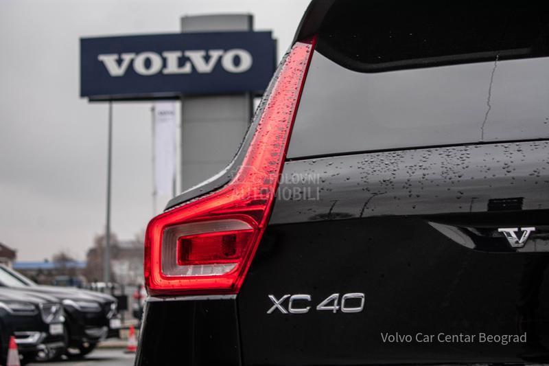 Volvo XC40 D4 AWD Momentum