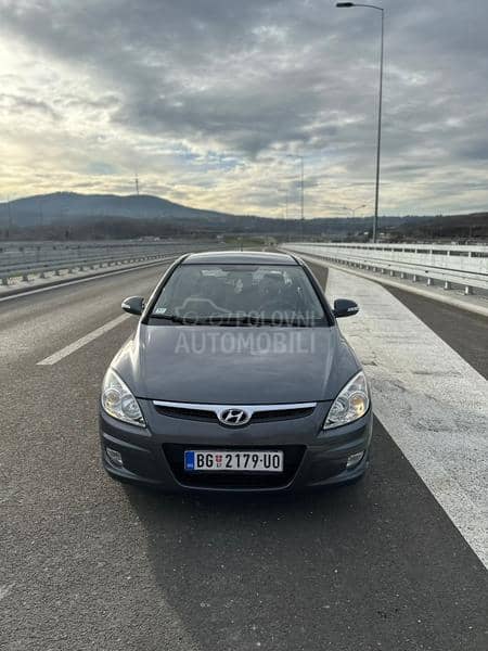 Hyundai i30 1.6 6brz