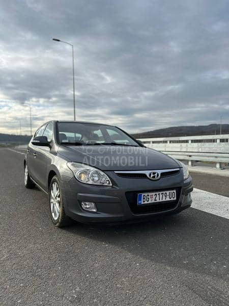 Hyundai i30 1.6 6brz