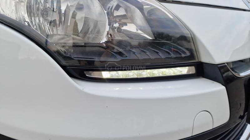 Renault Megane KREDlTl BEZ UCESCA