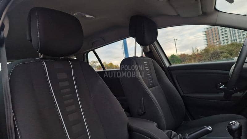 Renault Megane KREDlTl BEZ UCESCA