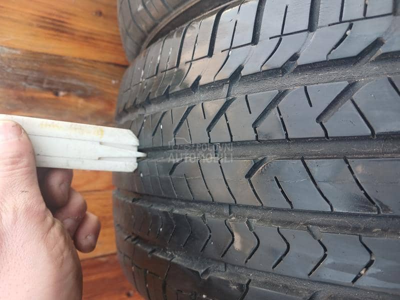 Goodyear 215/45 R17 Letnja