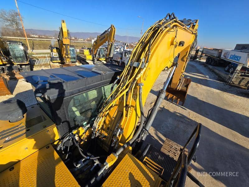 CAT 329E