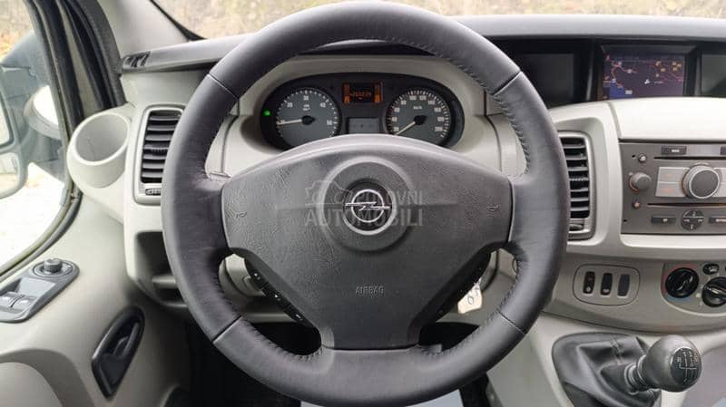 Opel Vivaro 2.0cdti TERETNI 5 SEDISTA