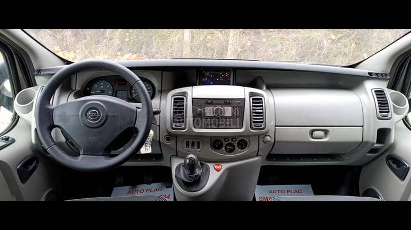 Opel Vivaro 2.0cdti TERETNI 5 SEDISTA