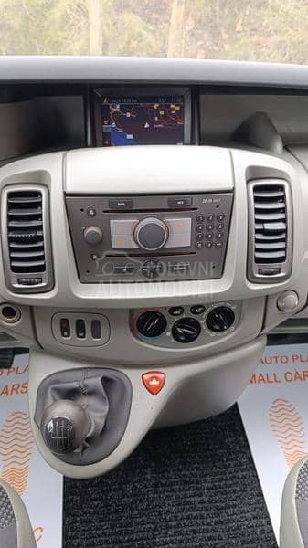 Opel Vivaro 2.0cdti TERETNI 5 SEDISTA