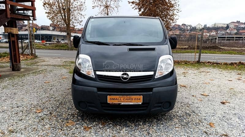 Opel Vivaro 2.0cdti TERETNI 5 SEDISTA