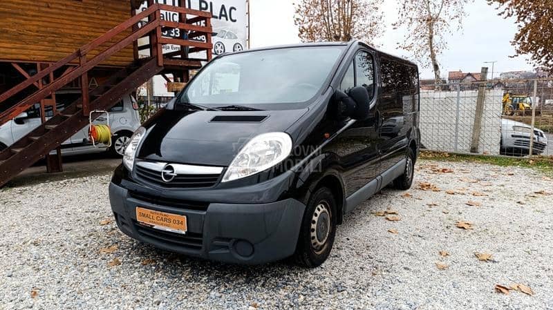 Opel Vivaro 2.0cdti TERETNI 5 SEDISTA