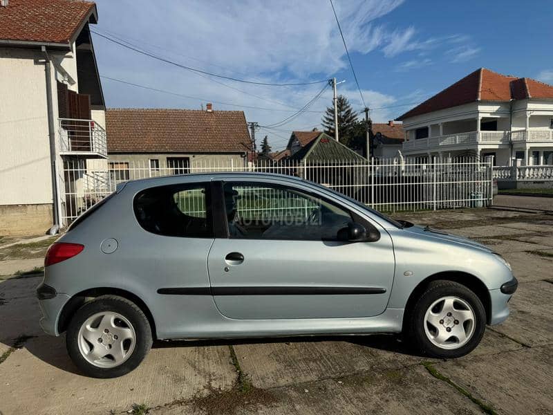 Peugeot 206 