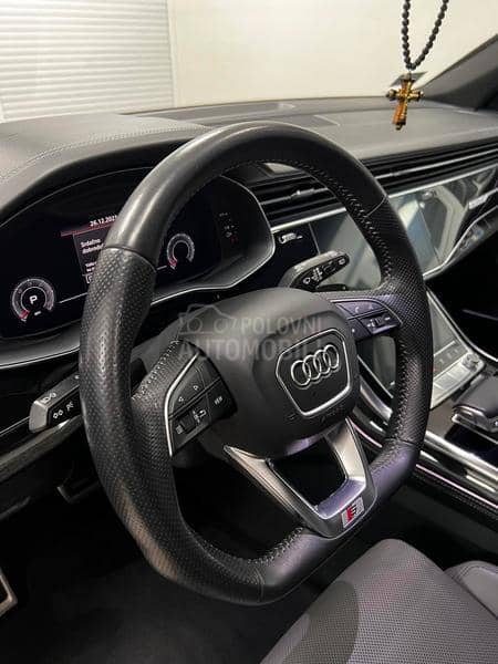 Audi Q8 3xS Line