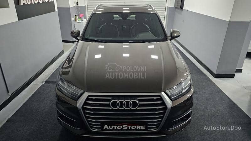 Audi Q7 E Trone