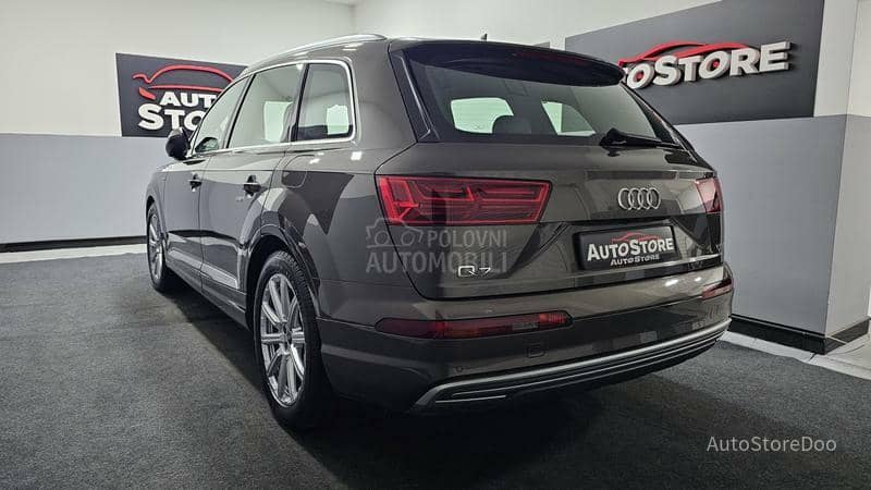 Audi Q7 E Trone