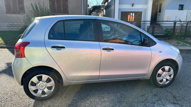 Toyota Yaris 1.0 VVT-i