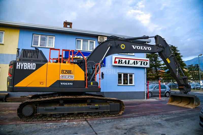 Volvo EC250EL Hibrid