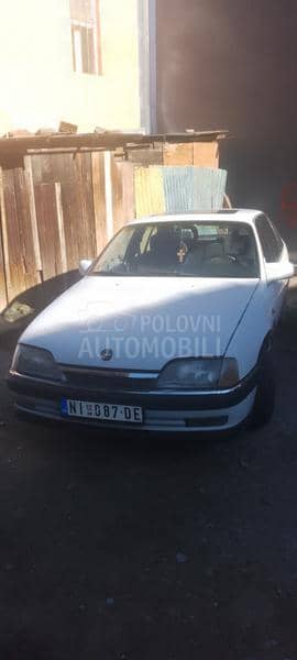 Opel Omega 20i