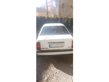 Opel Omega 20i