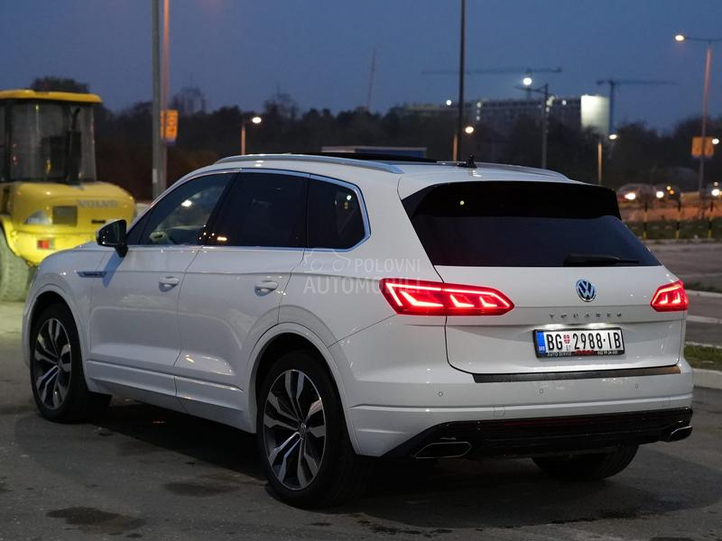 Volkswagen Touareg R-LINE