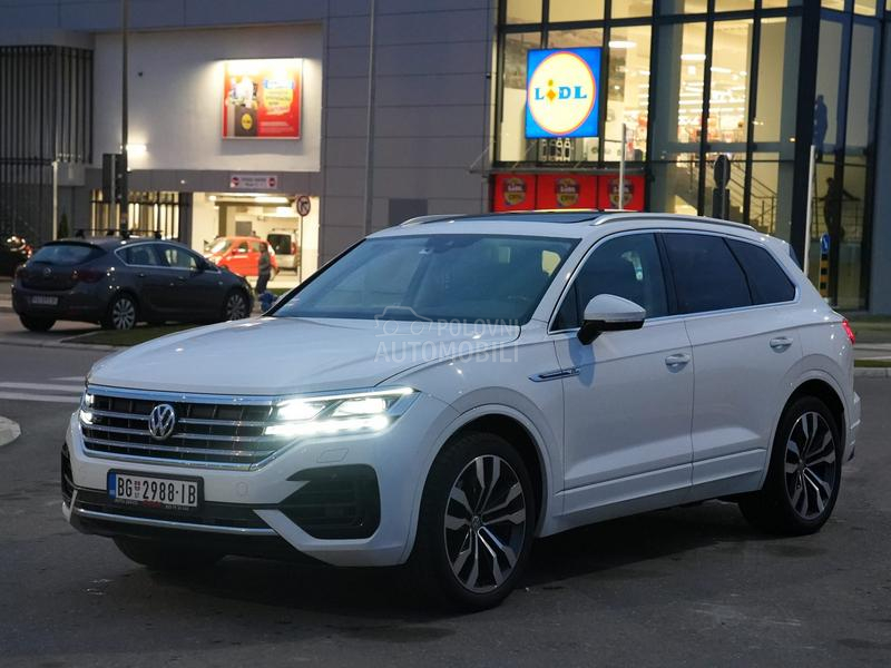 Volkswagen Touareg R-LINE