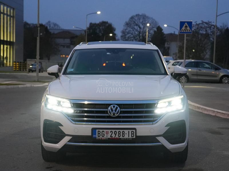 Volkswagen Touareg R-LINE