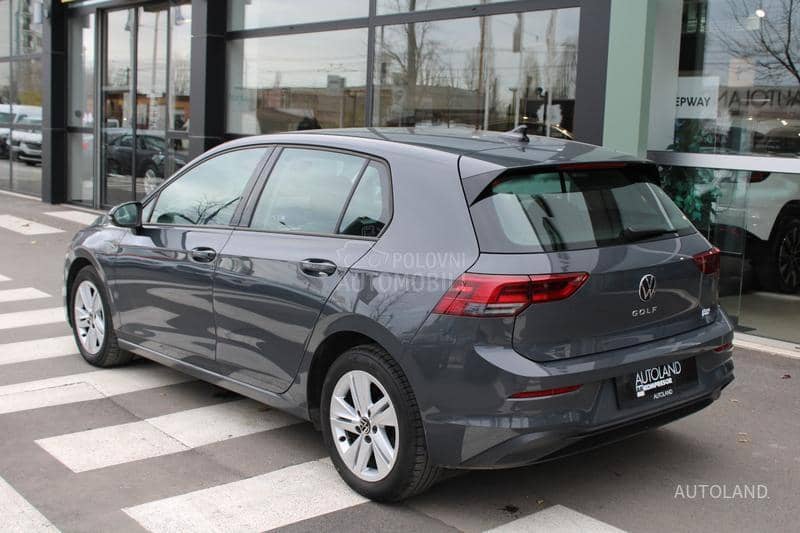 Volkswagen Golf 8 1.0 TSI Life