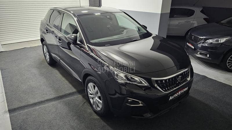 Peugeot 3008 1.2i