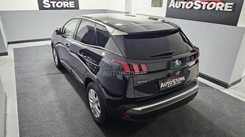 Peugeot 3008 1.2i