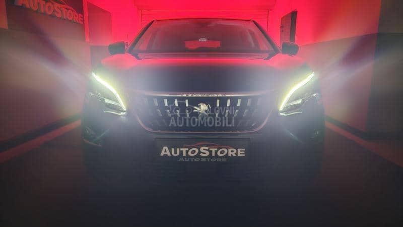 Peugeot 3008 1.2i