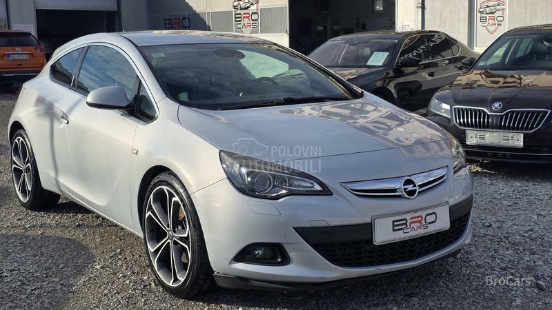 Opel Astra J 1.6 GRC