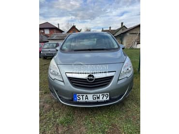 Branik za Opel Meriva od 2008. do 2014. god.