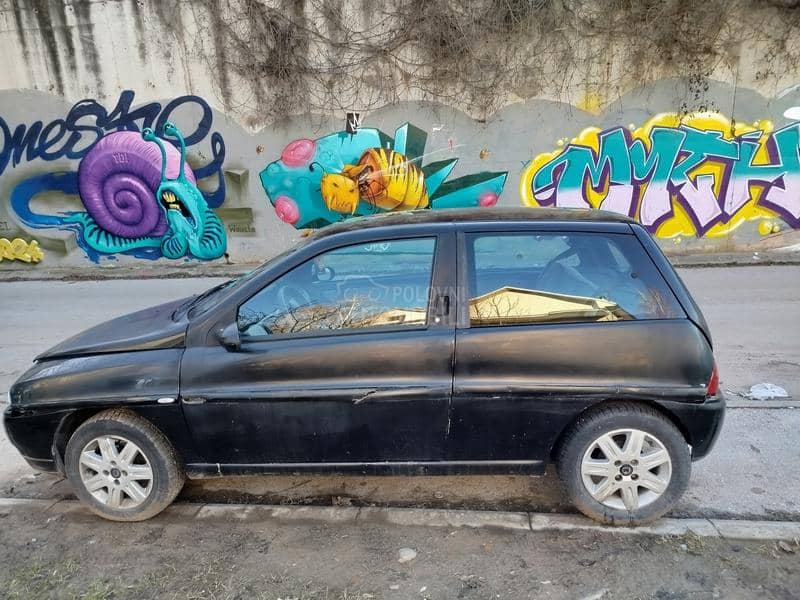 Lancia Ypsilon 