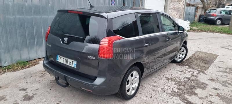 Peugeot 5008 HDI N.A.V.I