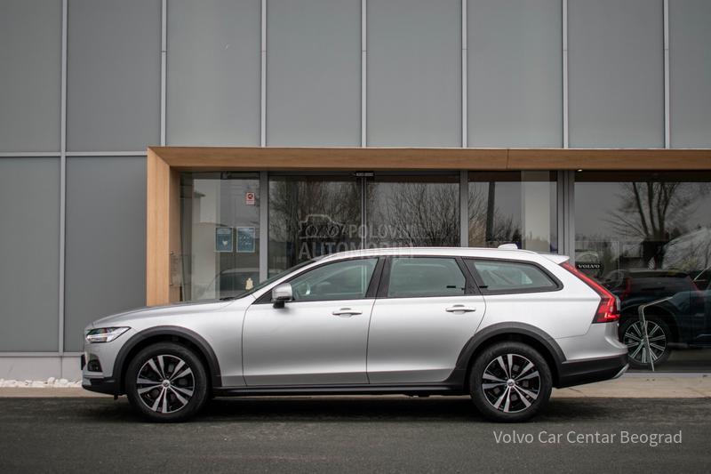 Volvo V90 Cross Country D4 AWD